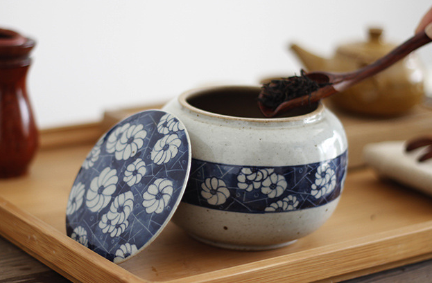 爱特猫陶瓷茶叶罐